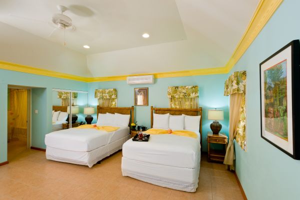The Villas at Sunset Lane (Saint John's)